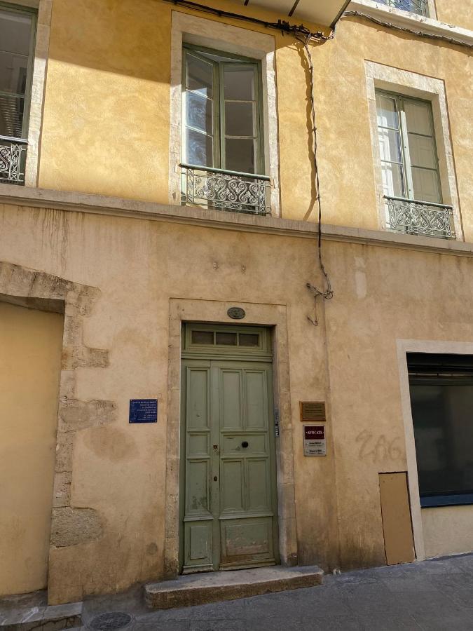 La Halte Des Arenes De Nimes Appartement De Charme Terracotta Bagian luar foto